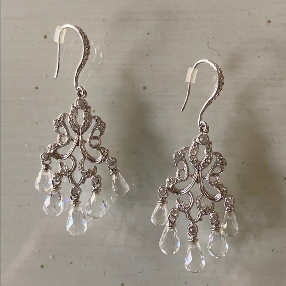 Chandelier earrings